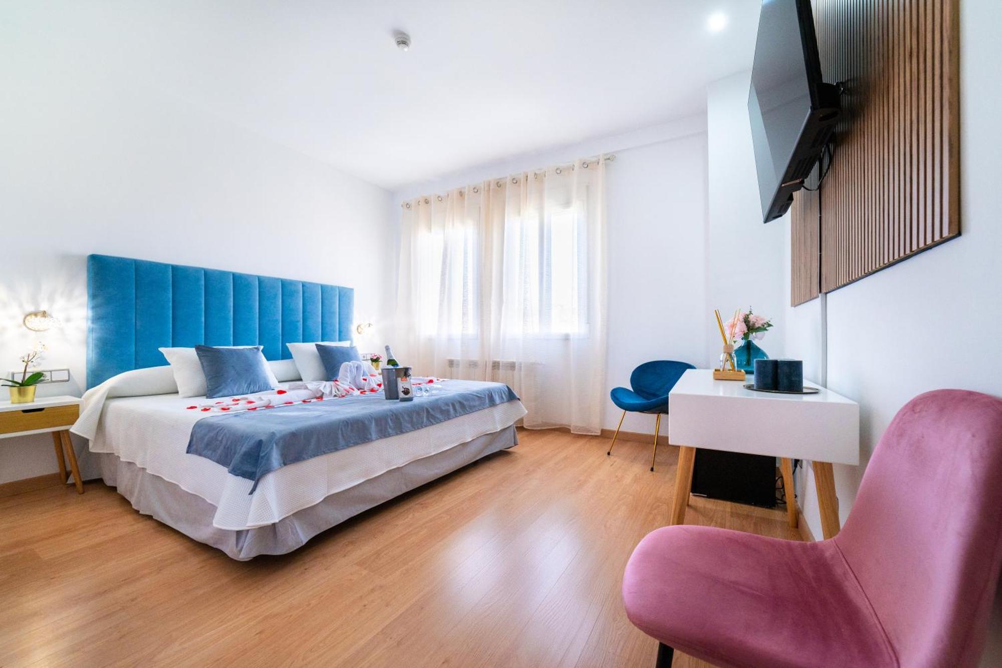 Hotel Puerta De Казорла Екстериор снимка