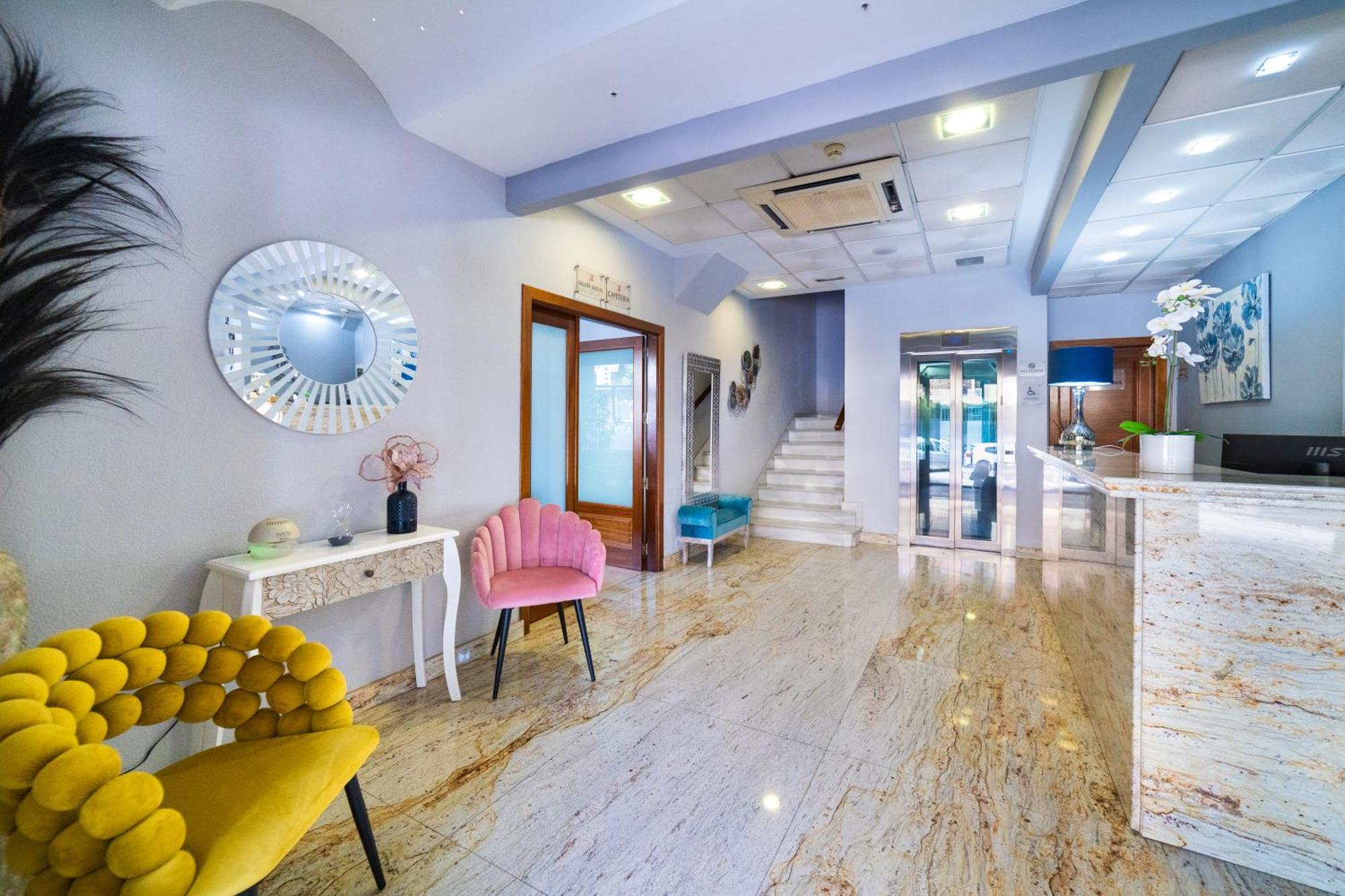 Hotel Puerta De Казорла Екстериор снимка