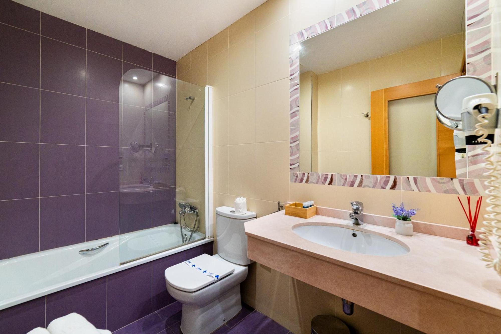 Hotel Puerta De Казорла Екстериор снимка